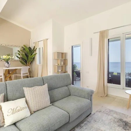 Villa Seaside - Dove Il Mare Di Diventa Casa *